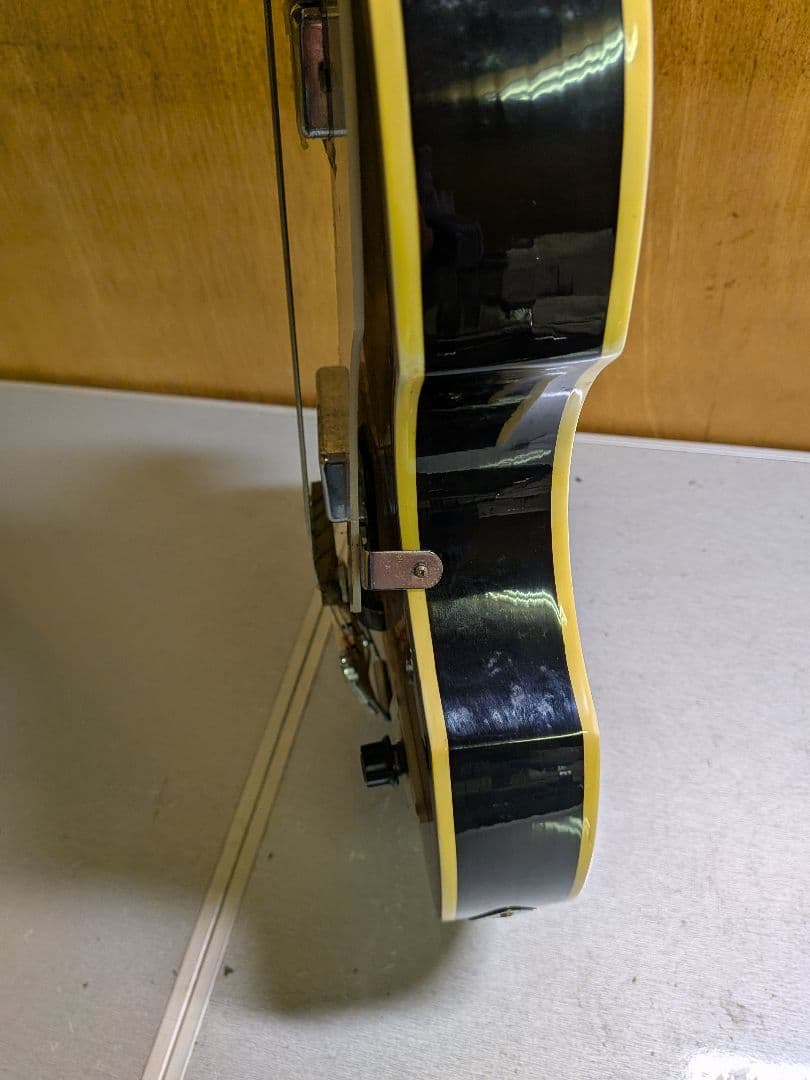 Academy バイオリンベース ケース・ストラップ付き