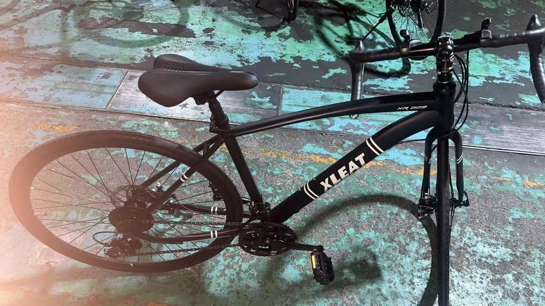 中古美品ロードバイク 自転車 初心者 21段変速　ブラック