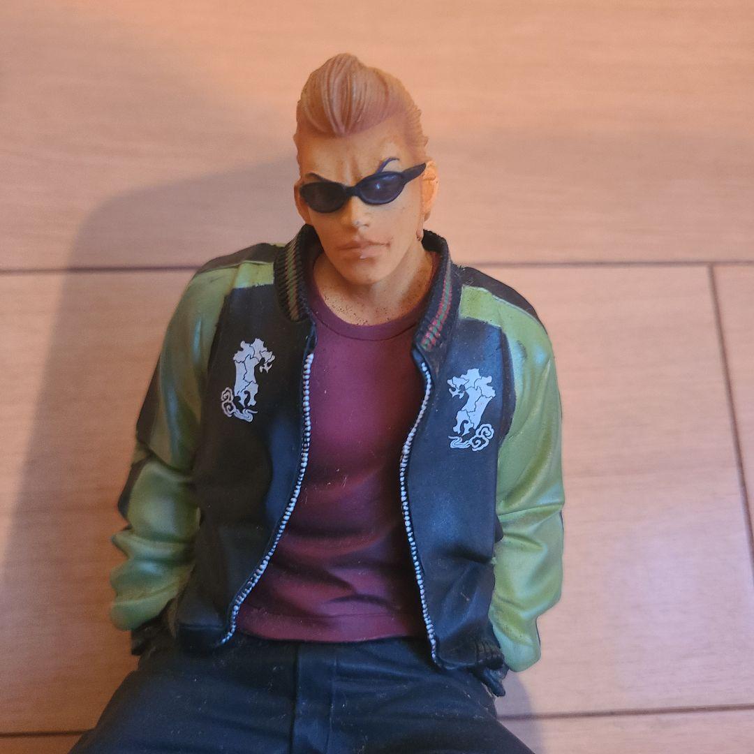 (値下)希少　クローズ&WOAST　坊屋春道　フィギュア　赤椅子　FBGDX