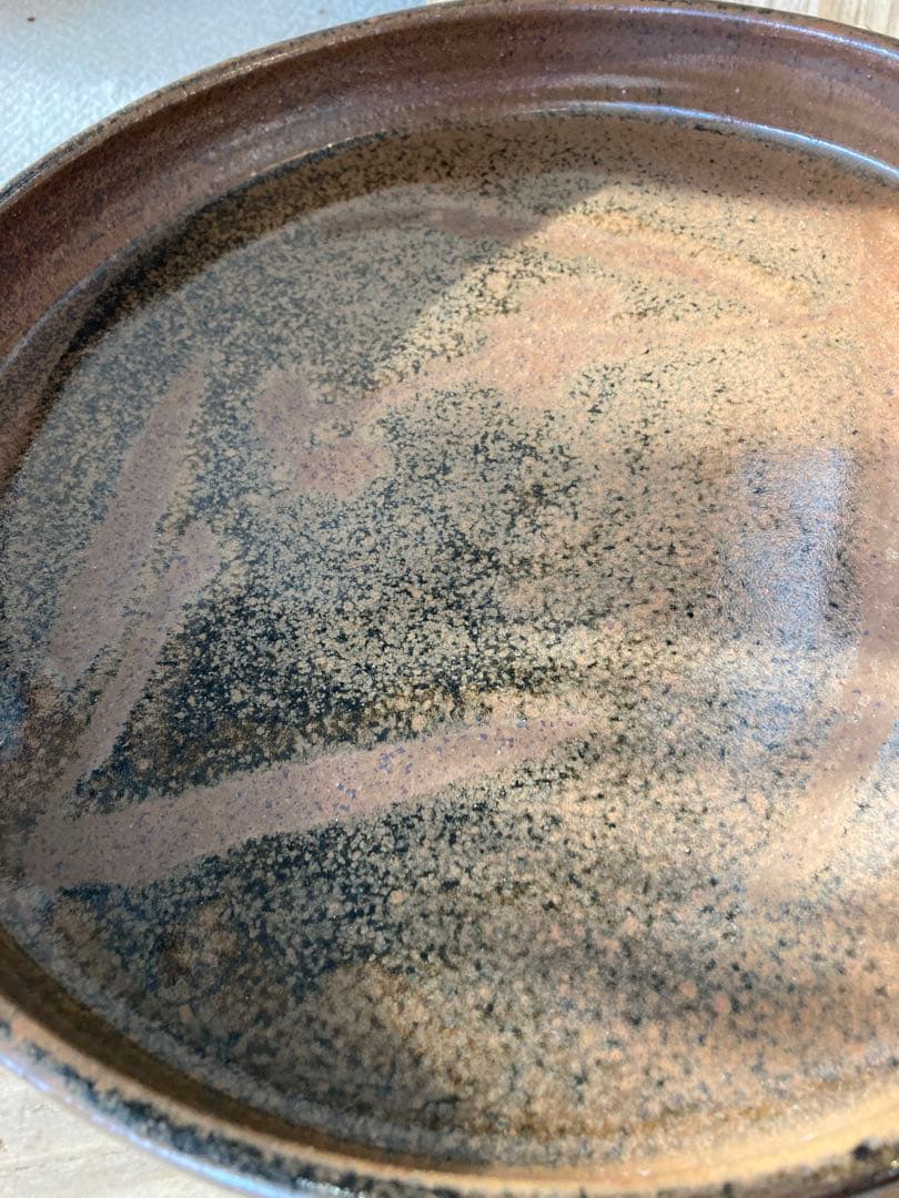 【人間国宝】田村耕一 鉄釉草文皿【本物保証】