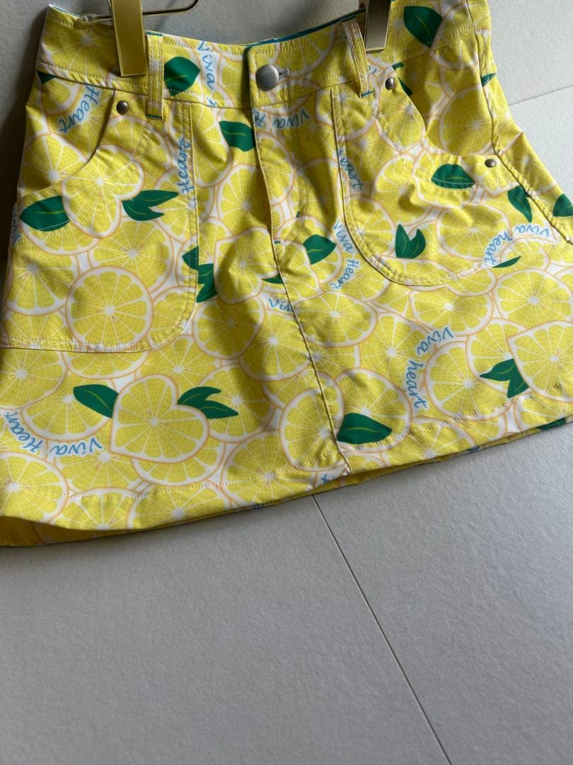 【タグ付き】VIVA HEART ゴルフスカート レモン柄｜インナー付き 映え