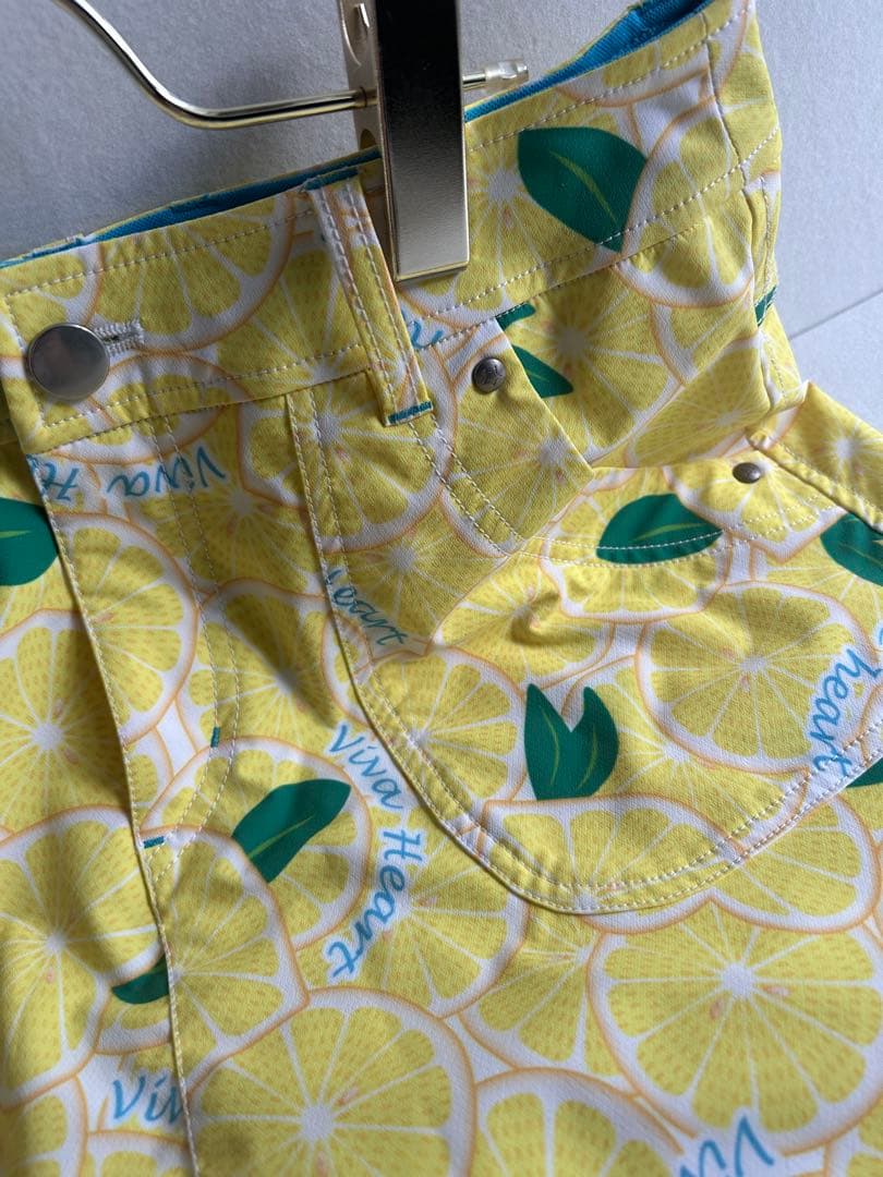 【タグ付き】VIVA HEART ゴルフスカート レモン柄｜インナー付き 映え