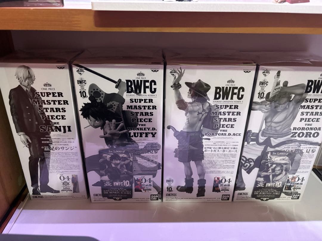 ワンピース フィギュア　SMSP d賞　04 アクリル付　4体