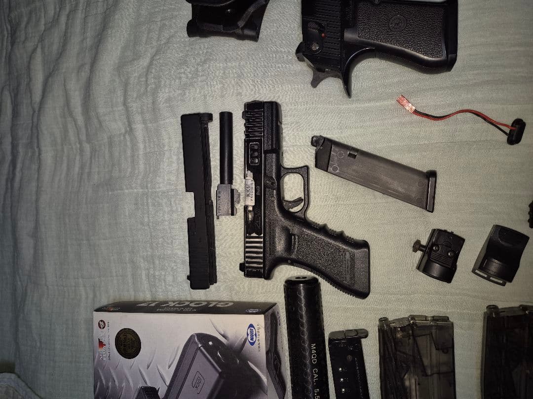 サバゲ　まとめ売り　東京マルイガスガン二丁　その他