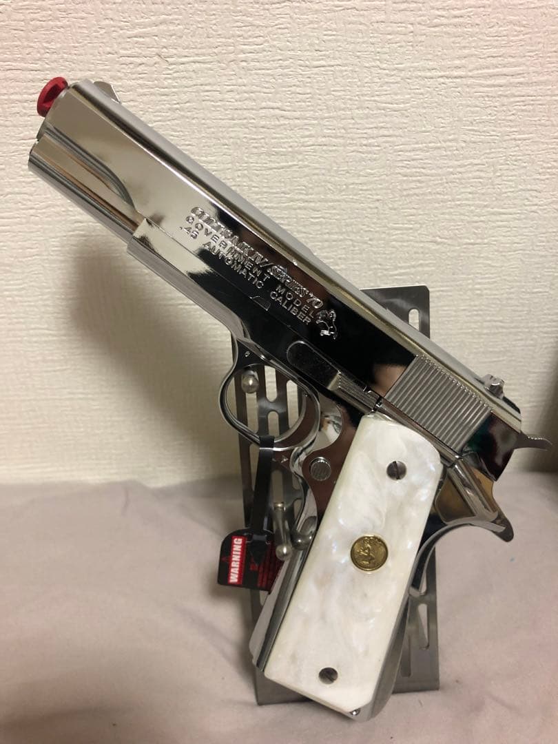 【東京マルイ】コルトガバメント　シリーズ70　ニッケルフィニッシュ　ガスガン