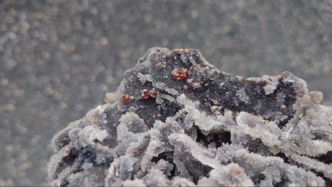 中国産 スファレライト/クォーツ