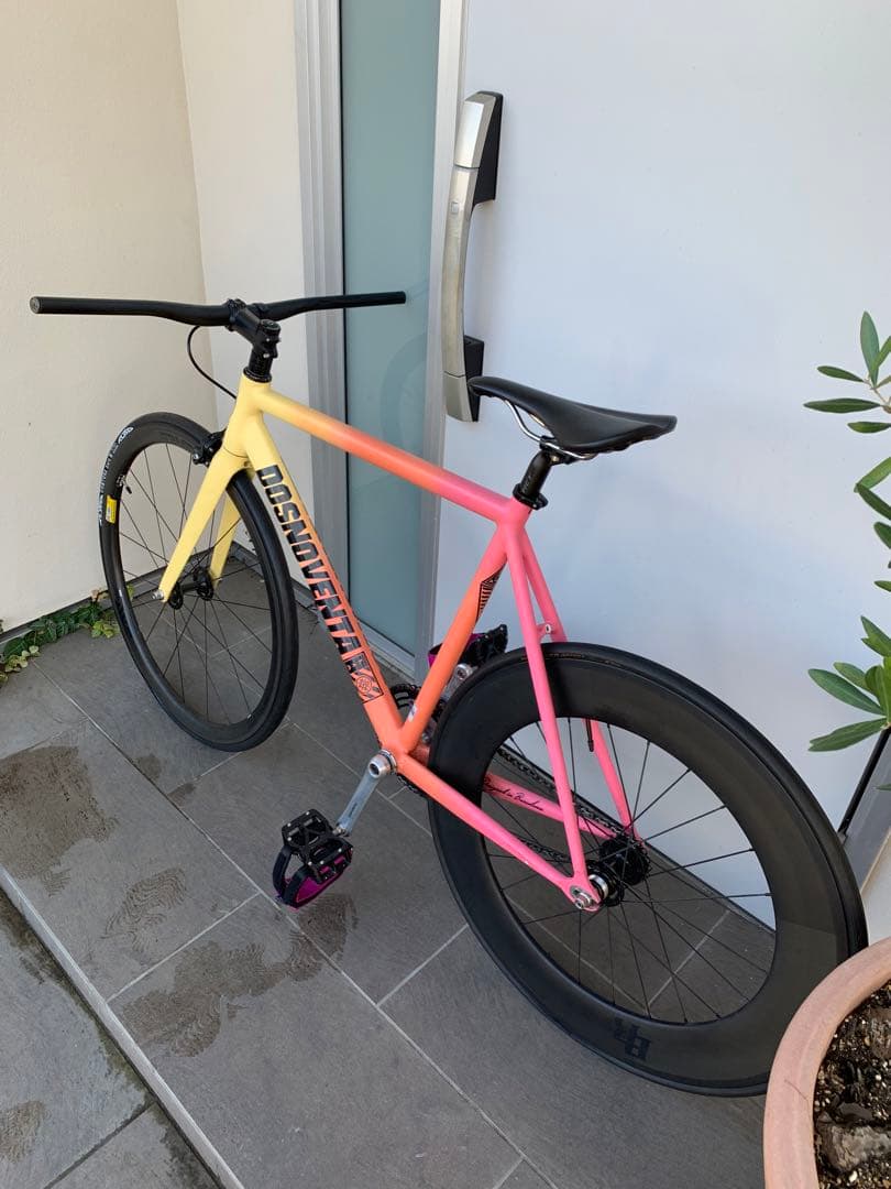 DOSNOVENTA　ドスノヴェンタカスタム完成車