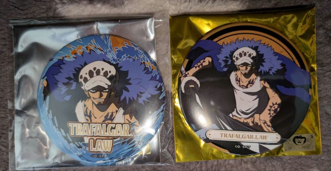 ONE PIECE クロスストア トラファルガー・ロー 缶バセット