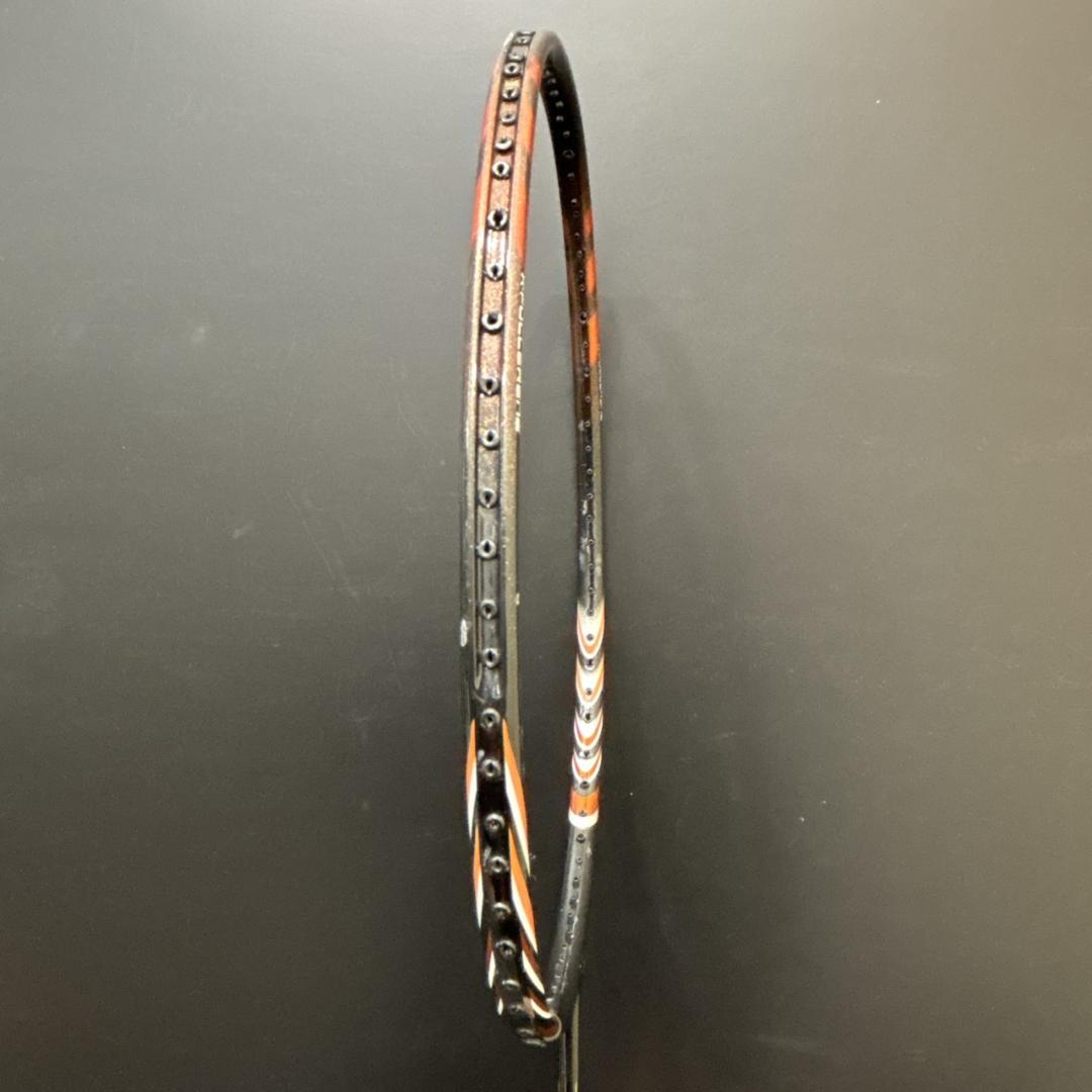 YONEX　NANOSPEED　9900　バトミントンラケット　ガット無し