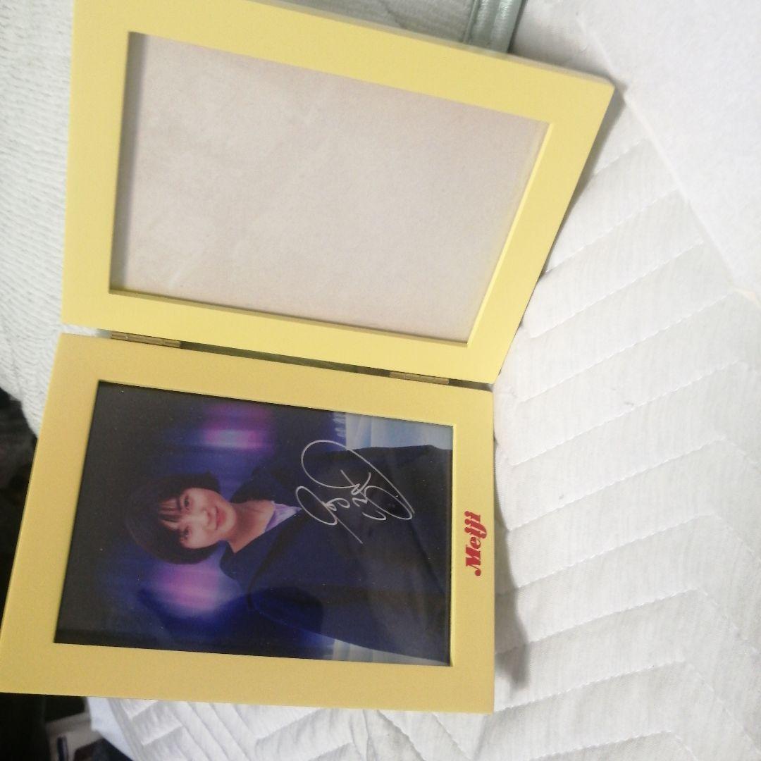 いま、話題の広末涼子のフォトフレーム。正直、レアな景品です。