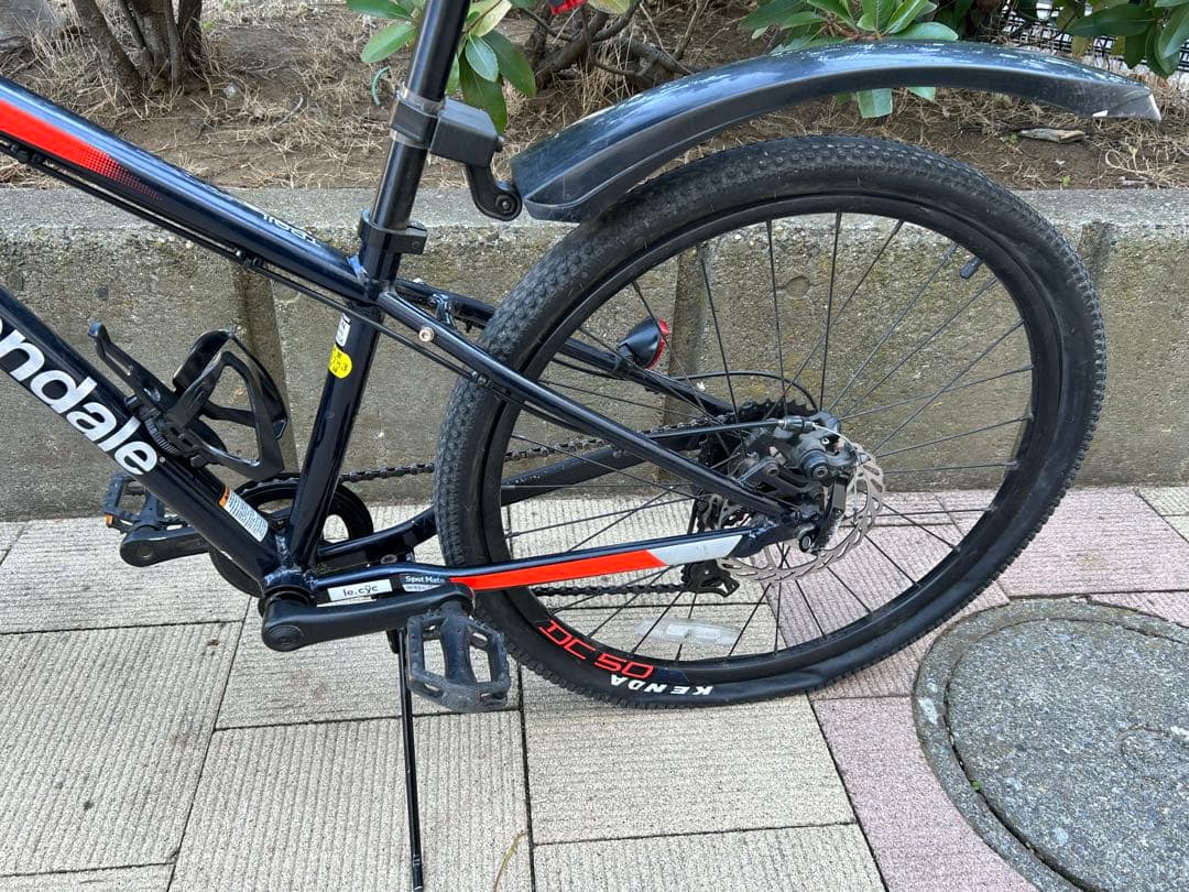 Cannondale 24インチ　直接お引き渡し　東京23区内　後輪パンク