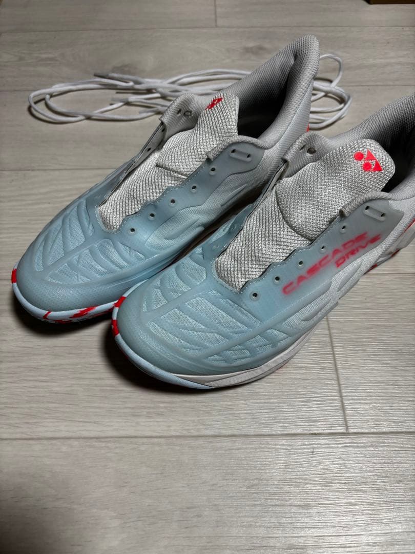 ヨネックス　カスケード　ドライブ　27cm