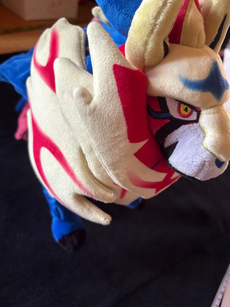 ポケモンセンター　ザマゼンタ　ぬいぐるみ