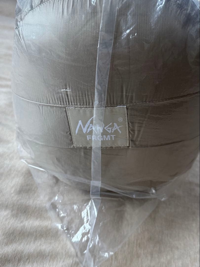 新品 NANGA FRAGMENT DOWN DUVET ダウンデュべ ベージュ