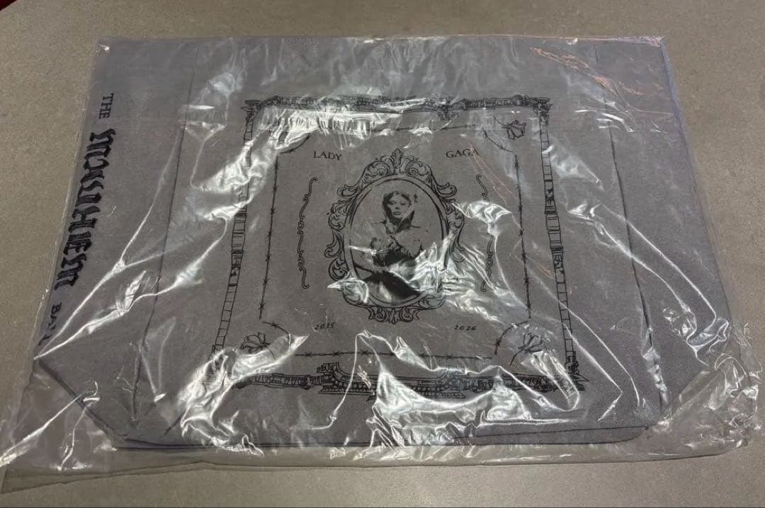 LADYGAGA 会場限定：OPERA HAUS TOTE（GRAY）