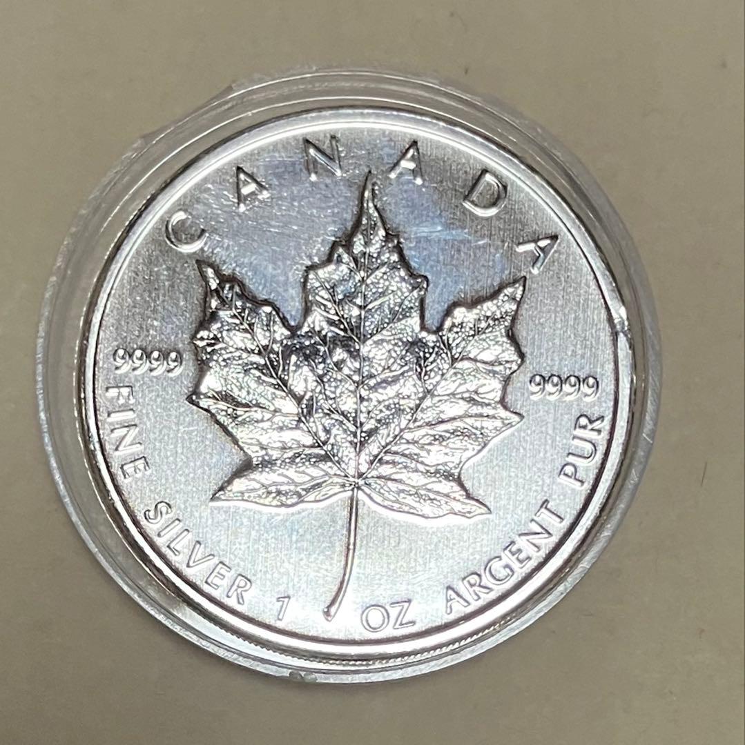 新品未使用2009年メイプル銀貨 ケース入り 純銀
