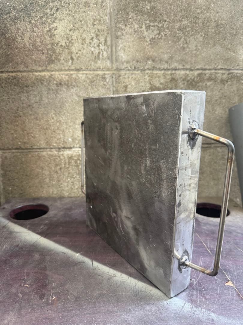 フライパン　アウトドア　一点物　鉄削り出し品　超レア　極厚　鉄板　極厚鉄板