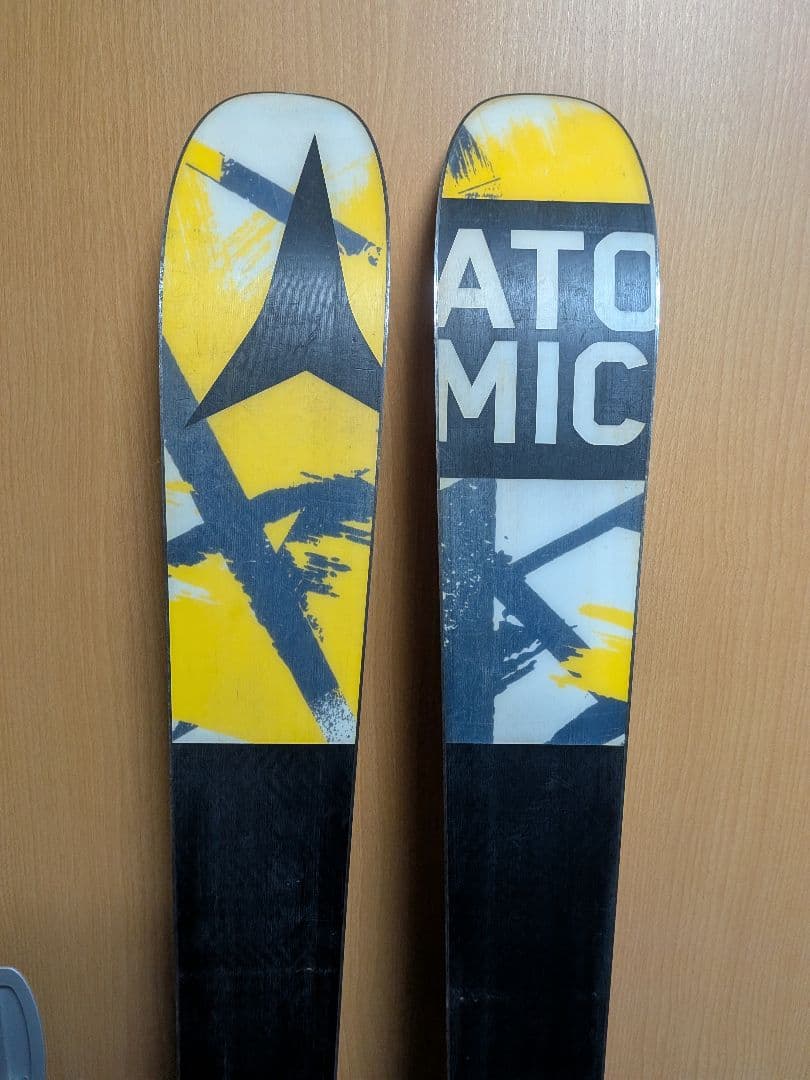 スキー ATOMIC VANTAGE V8 RIVAL 157cm R14m