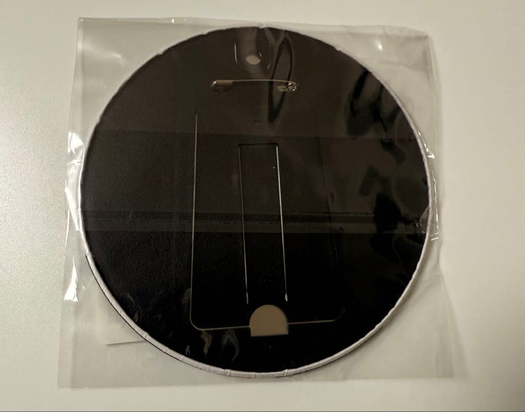 希少　新品未開封　iKON ジナン　BIG缶バッジ