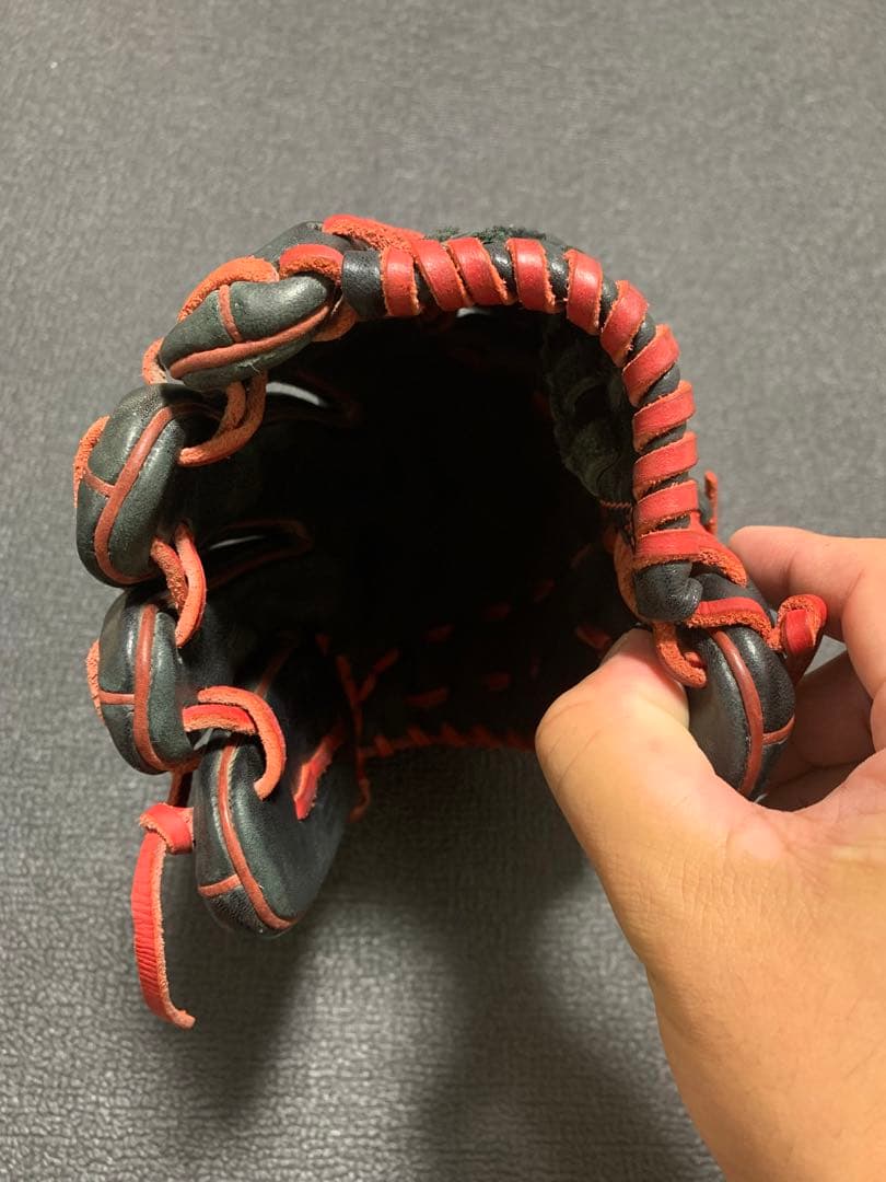 ローリングス　グローブ　軟式　左投げ　投手用　黒赤　メジャー　野球　グラブ