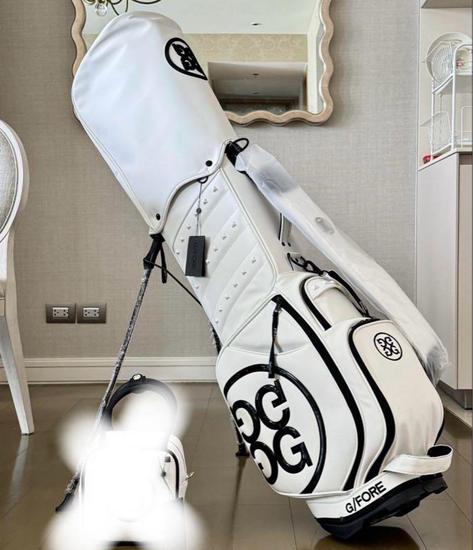 【即発送】 G/FOREジーフォア キャディバッグ スタンド型黒&白ゴルフバッグ