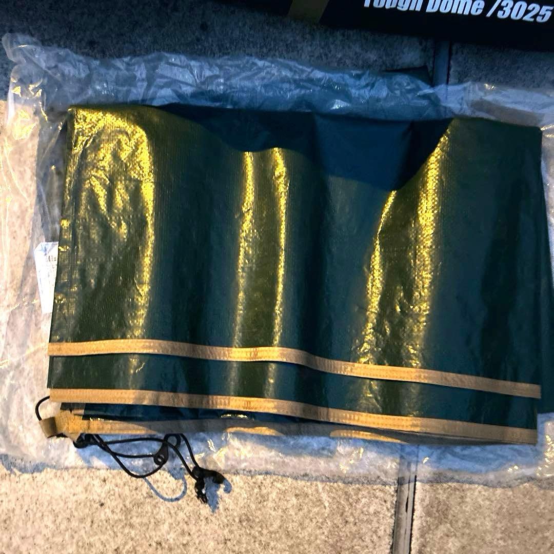 【美品】タフドーム 3025 スターターセットにポール付き　グリーン