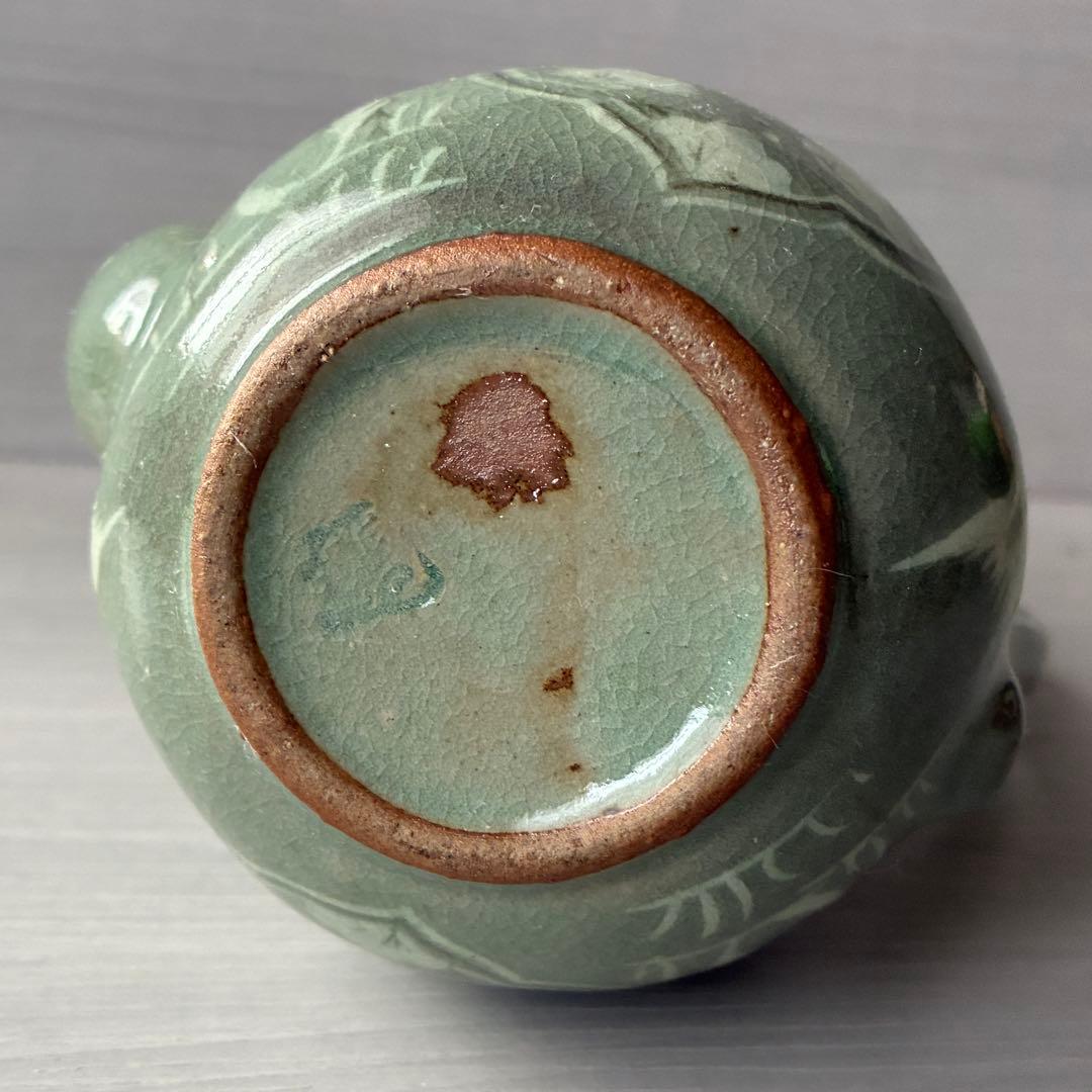 青磁象嵌瓢形水柱　水差し 徳利　壺　梅　鶴　茶道具　雲鶴文