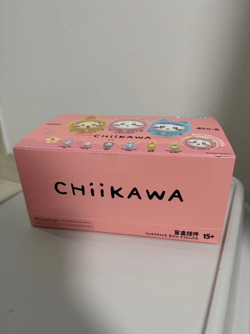 海外限定 1BOX ちいかわパジャマパーティーズフェイスチェンジ MINISO