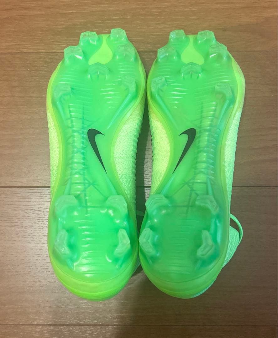 【新品未使用】NIKE MERCURIAL SUPER FLY Ⅴ DF FG
