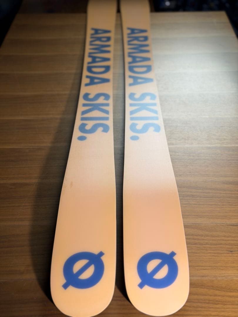 Armada Bdog Edgeless 172cm アルマダ エッジレス