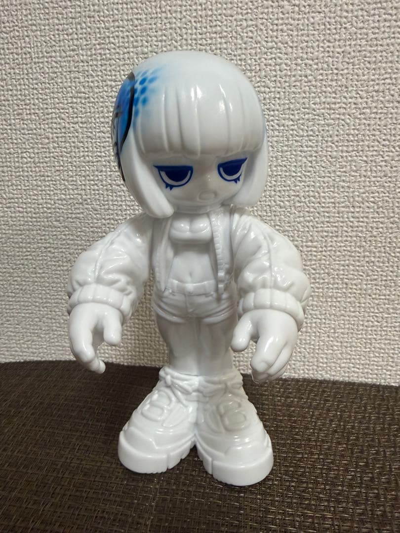 emDASH MOVE Graffiti フィギュア