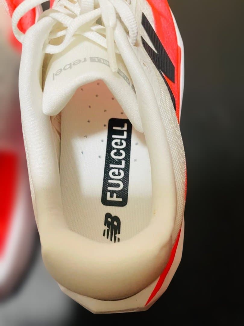 ニューバランス メンズ FuelCell Rebel v5 ランニング