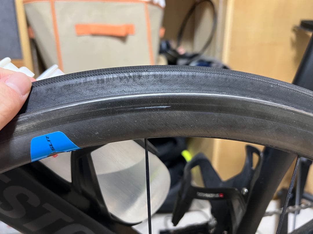 ジャイアントSLR1カーボンホイール