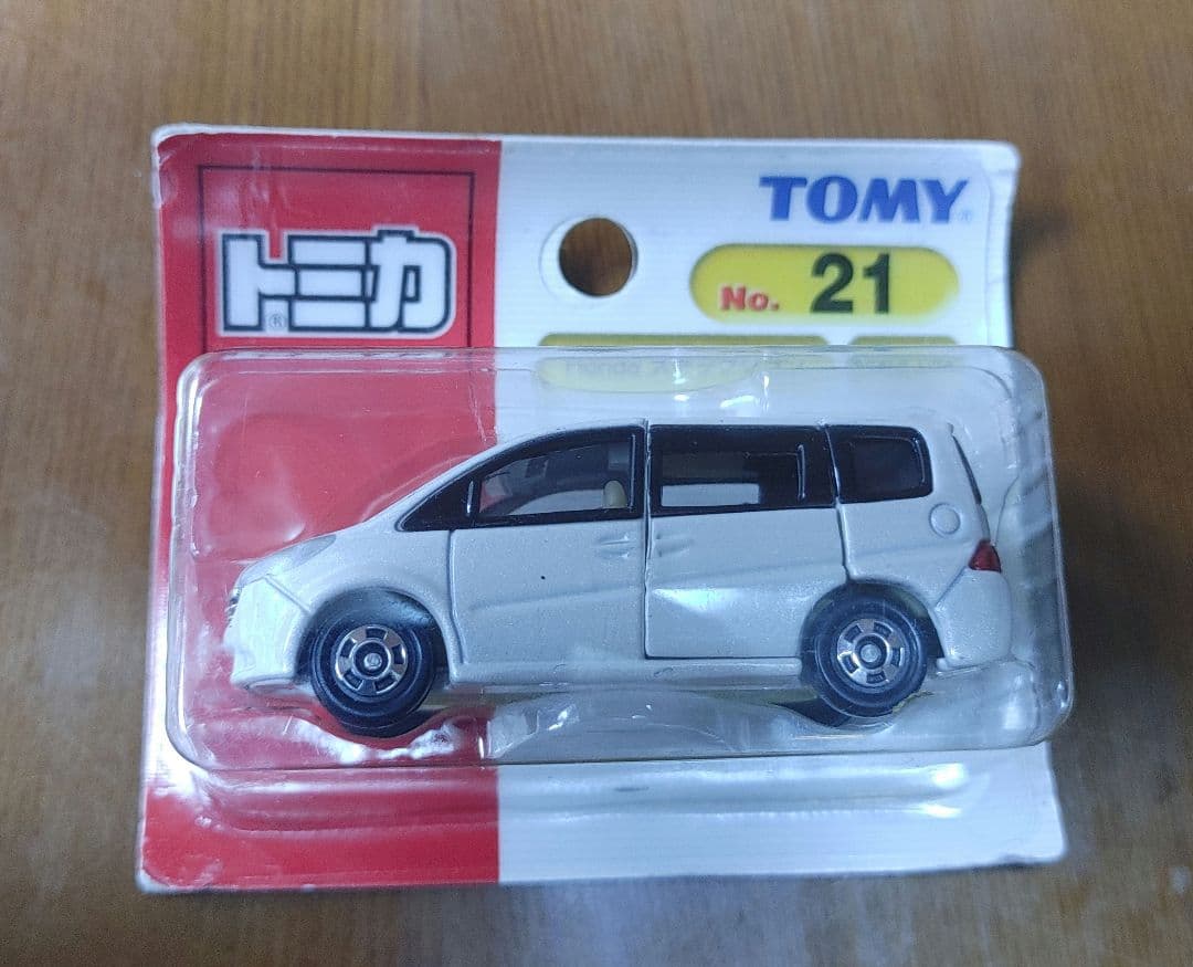 トミカ No.21 ホンダ ステップワゴン 白 11Fホイール ブリスター