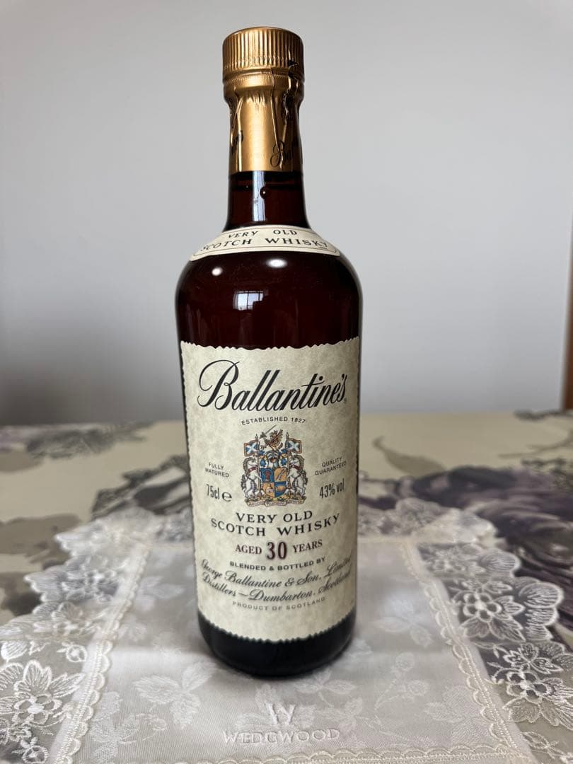 バランタイン 30年 ヴェリーオールド スコッチウイスキー