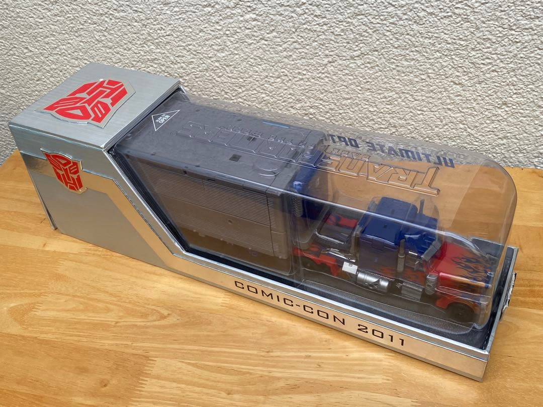 コミコン2011限定品　アルティメット・オプティマス・プライム