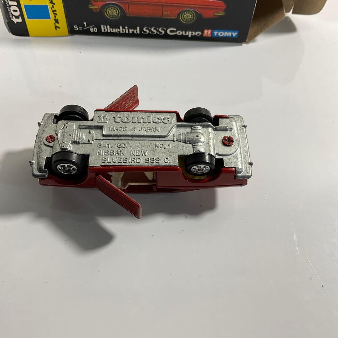 当時物トミカ　赤色指定黒箱有り　No１　ブルーバードSSSクーペ