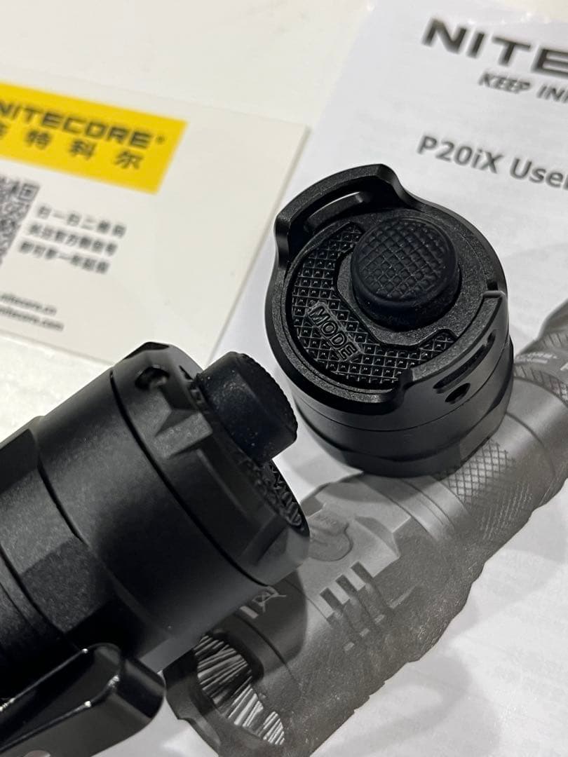 NITECOREナイトコア　P20ix タクティカルフラッシュライト4000lm