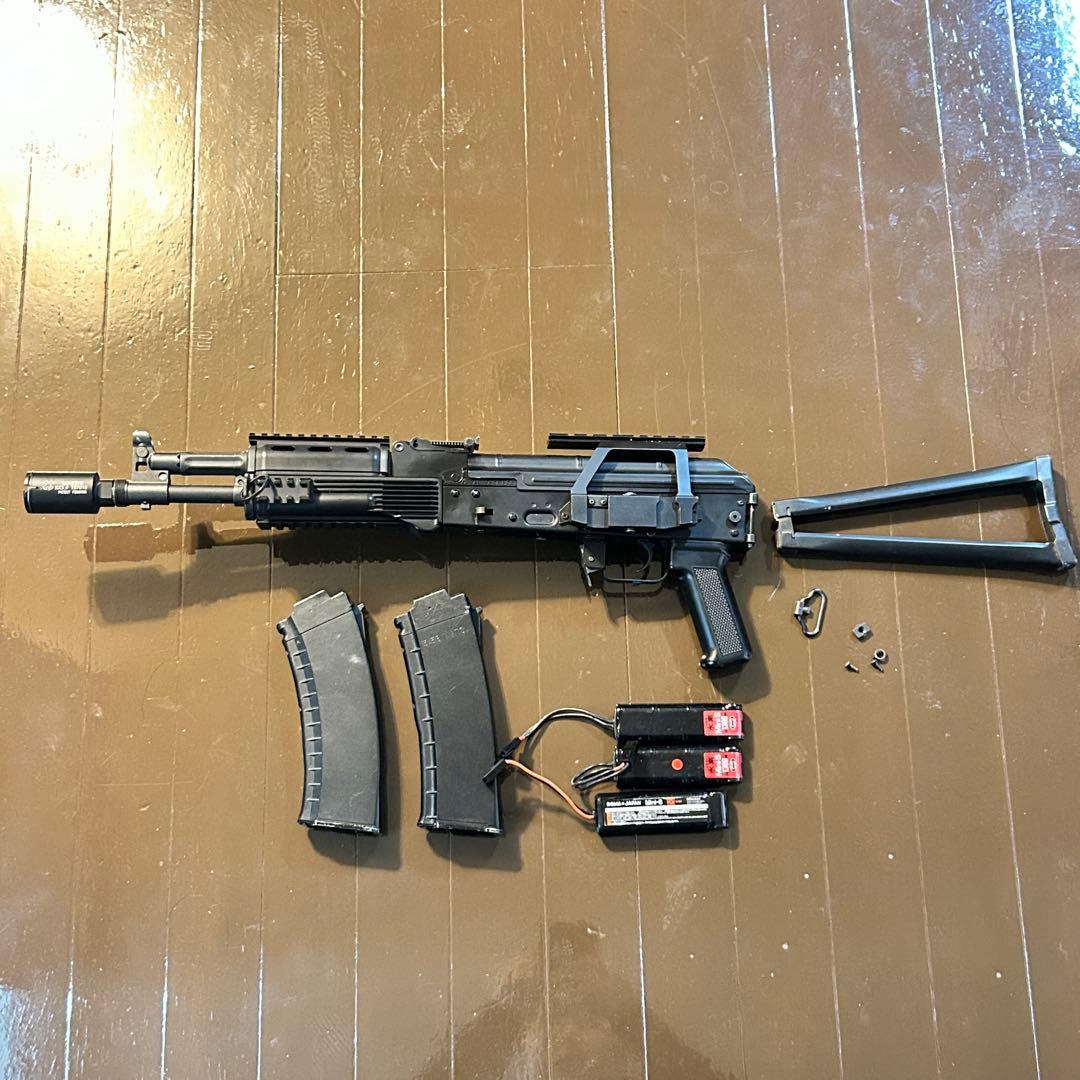 東京マルイ　次世代電動ガン　AK102 ストック爪破損