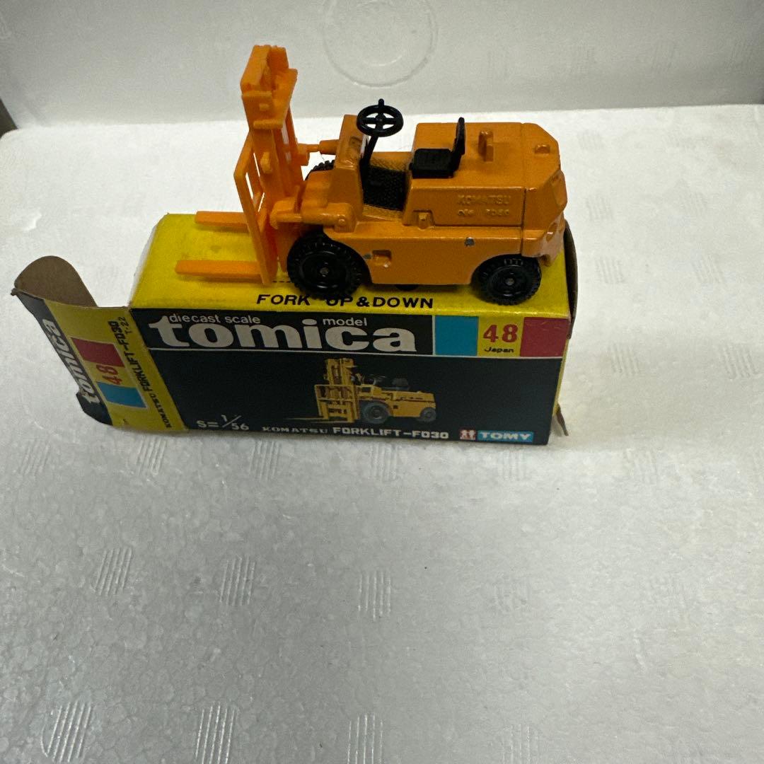 トミカ黒箱No.48 小松フォークリフトFO30
