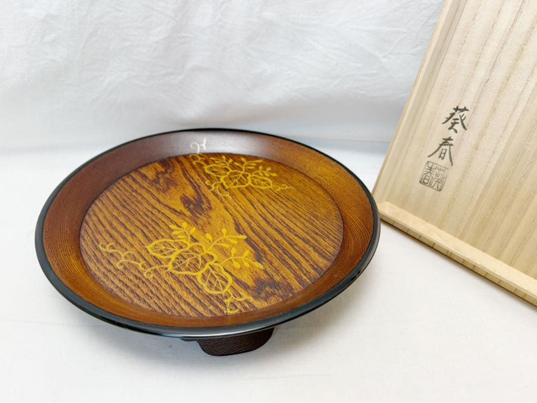 未使用 茶道具 京都の塗師 北村葵春作 惺斎好写欅摺漆踊桐絵 菓子盆 三つ足共箱