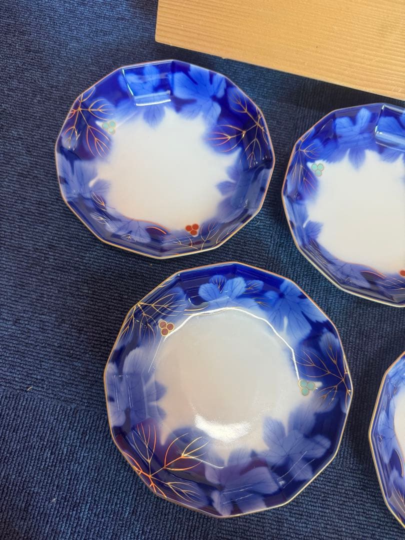 2021 深川製磁　葡萄瑠璃　皿5客　金彩　未使用