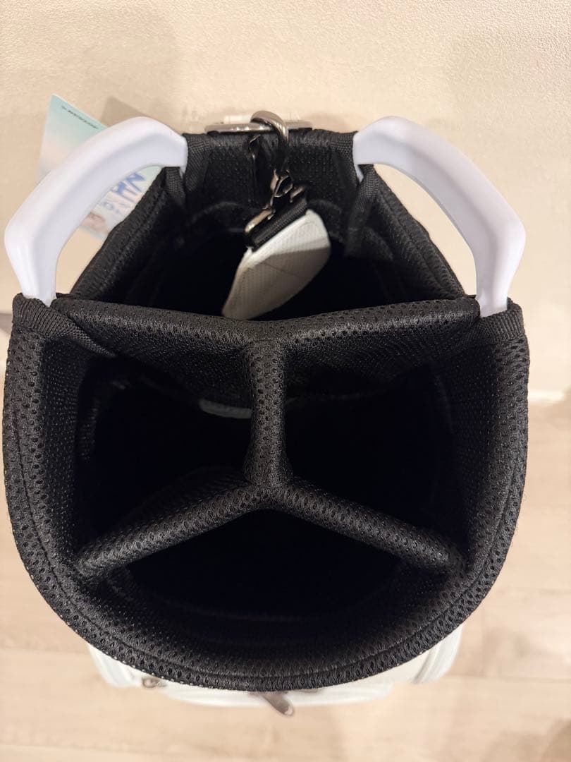 Srixon ゴルフバッグ ホワイト　ggc-s166