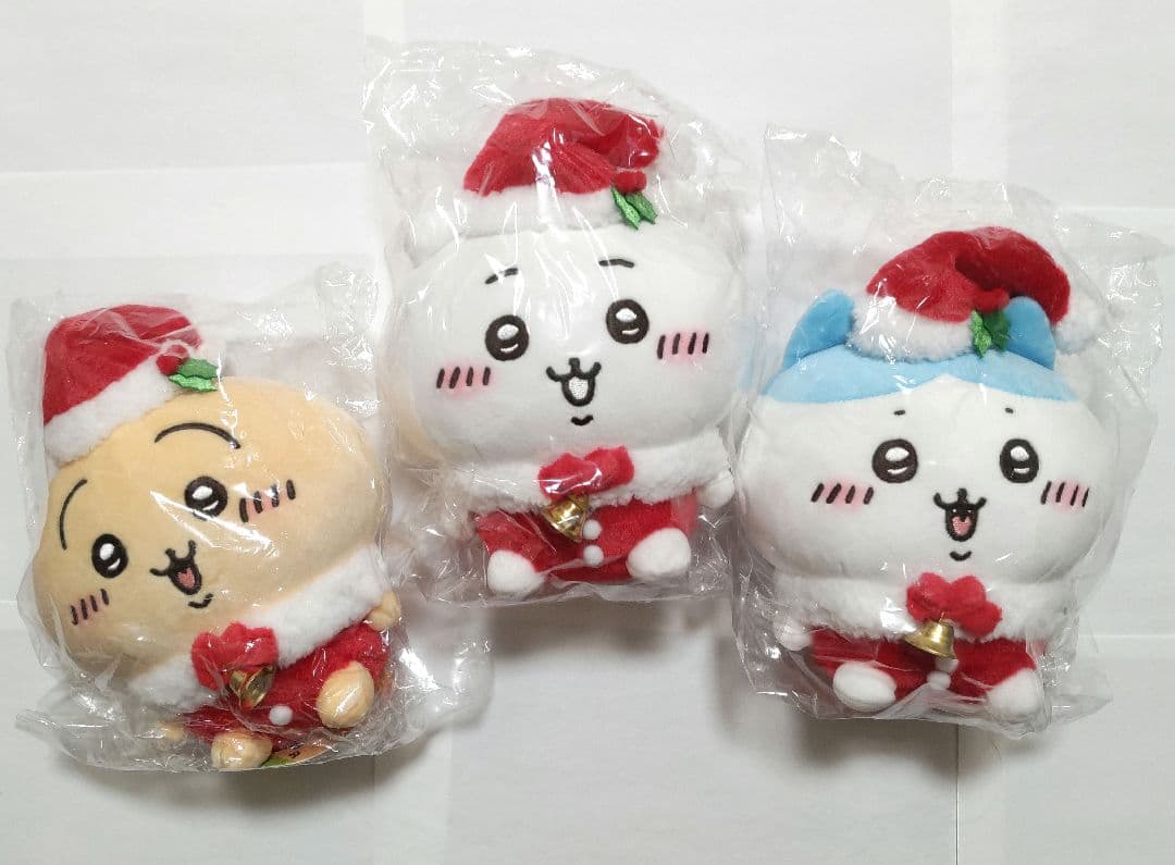 ちいかわ サンタ ぬいぐるみ うさぎ ハチワレ クリスマス