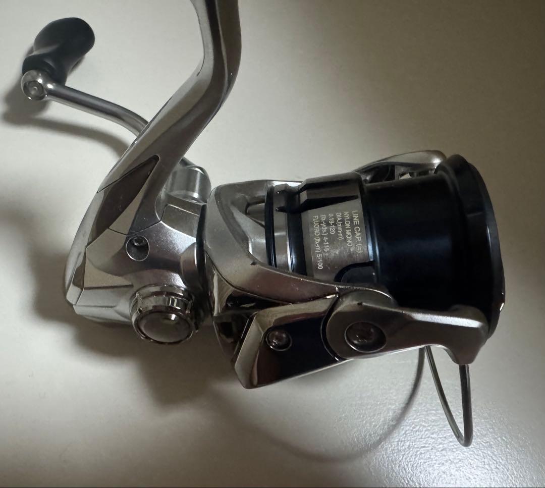 STRADIC 2500SHG-L スピニングリール