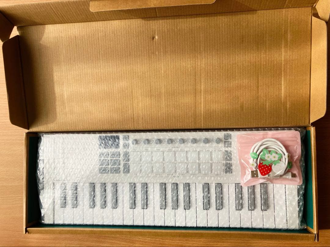 novation 37鍵盤 MIDIキーボードコントローラー