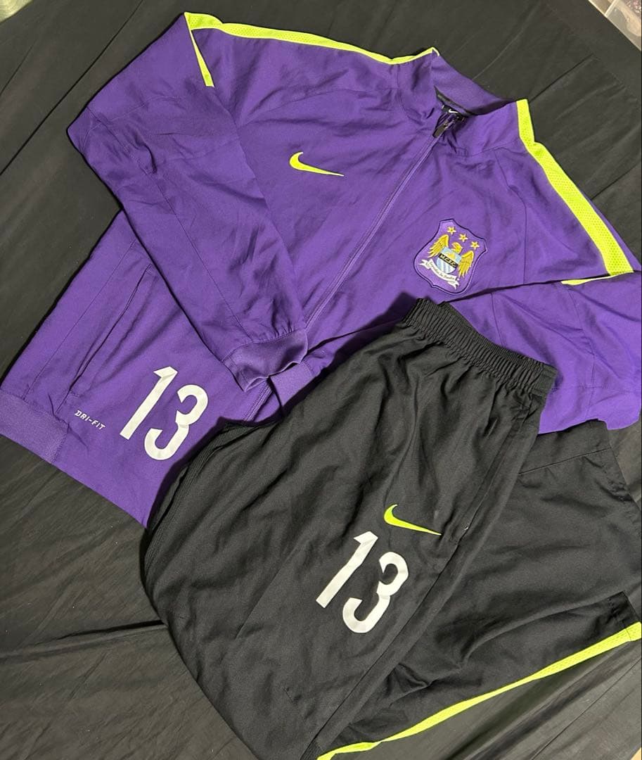 【希少2XL】マンチェスター・シティ トラックスーツセットアップ パープル