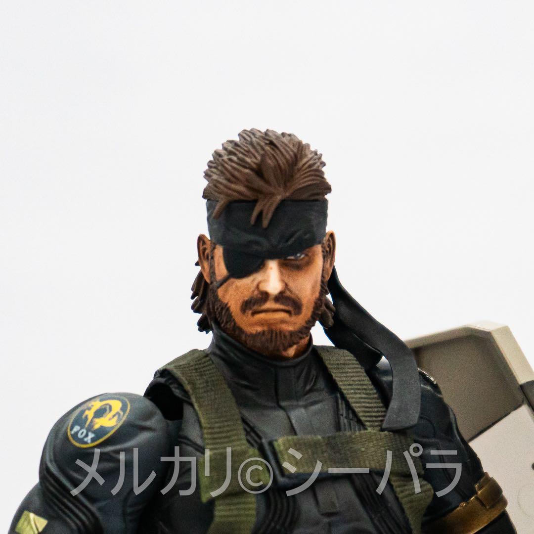 プレイアーツ　メタルギアソリッド　スネーク