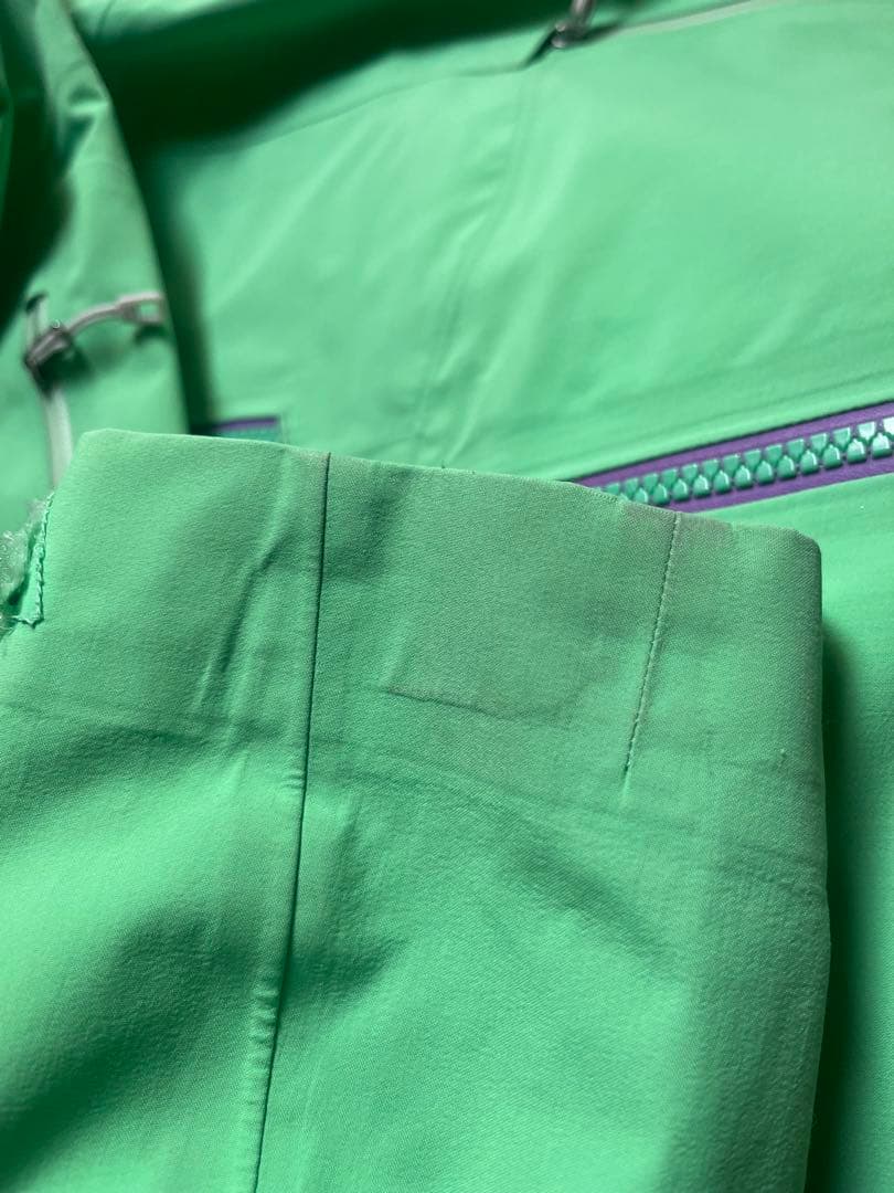 patagonia スノージャケット　スノーウェア