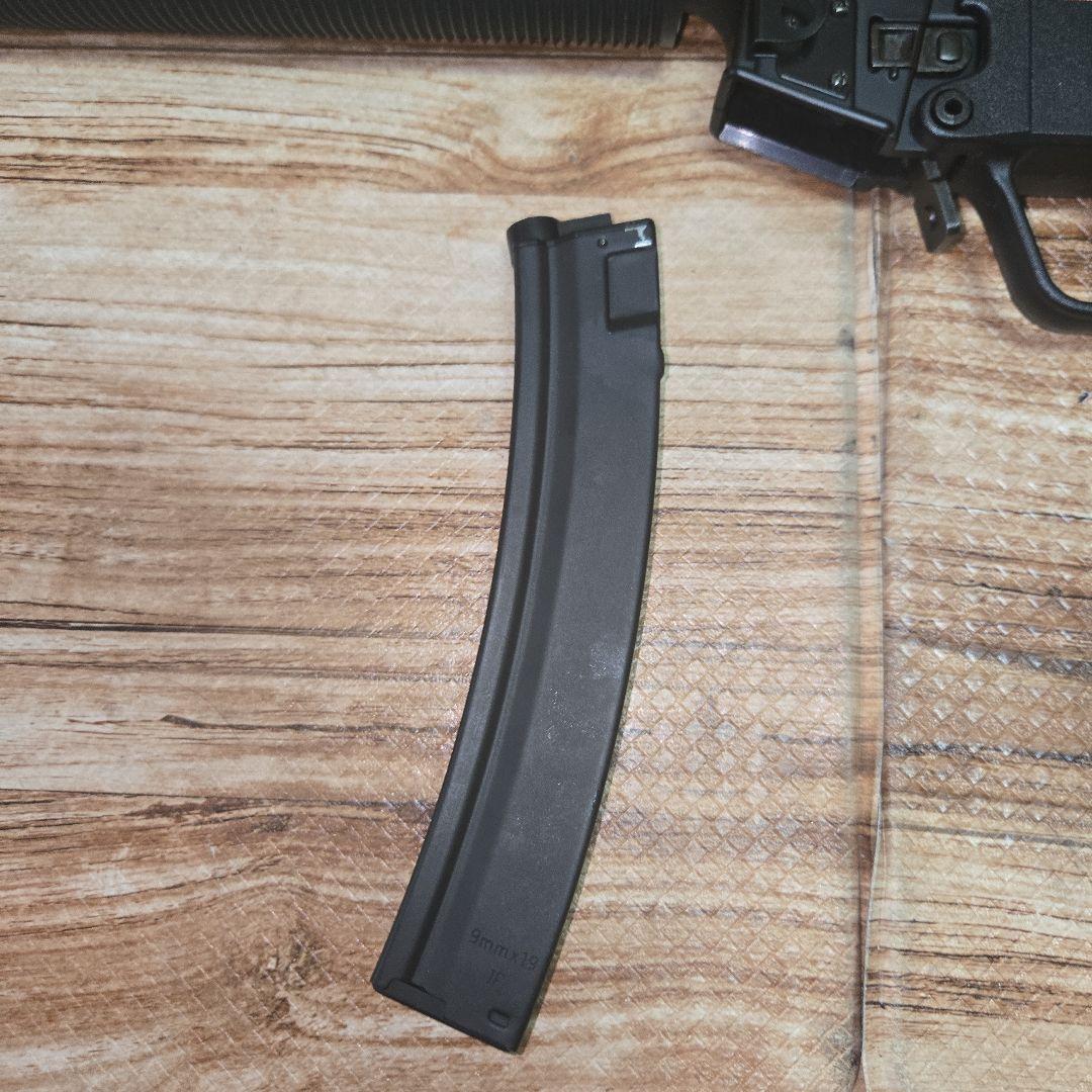 東京マルイ　電動ガン　H&K MP5 SD6